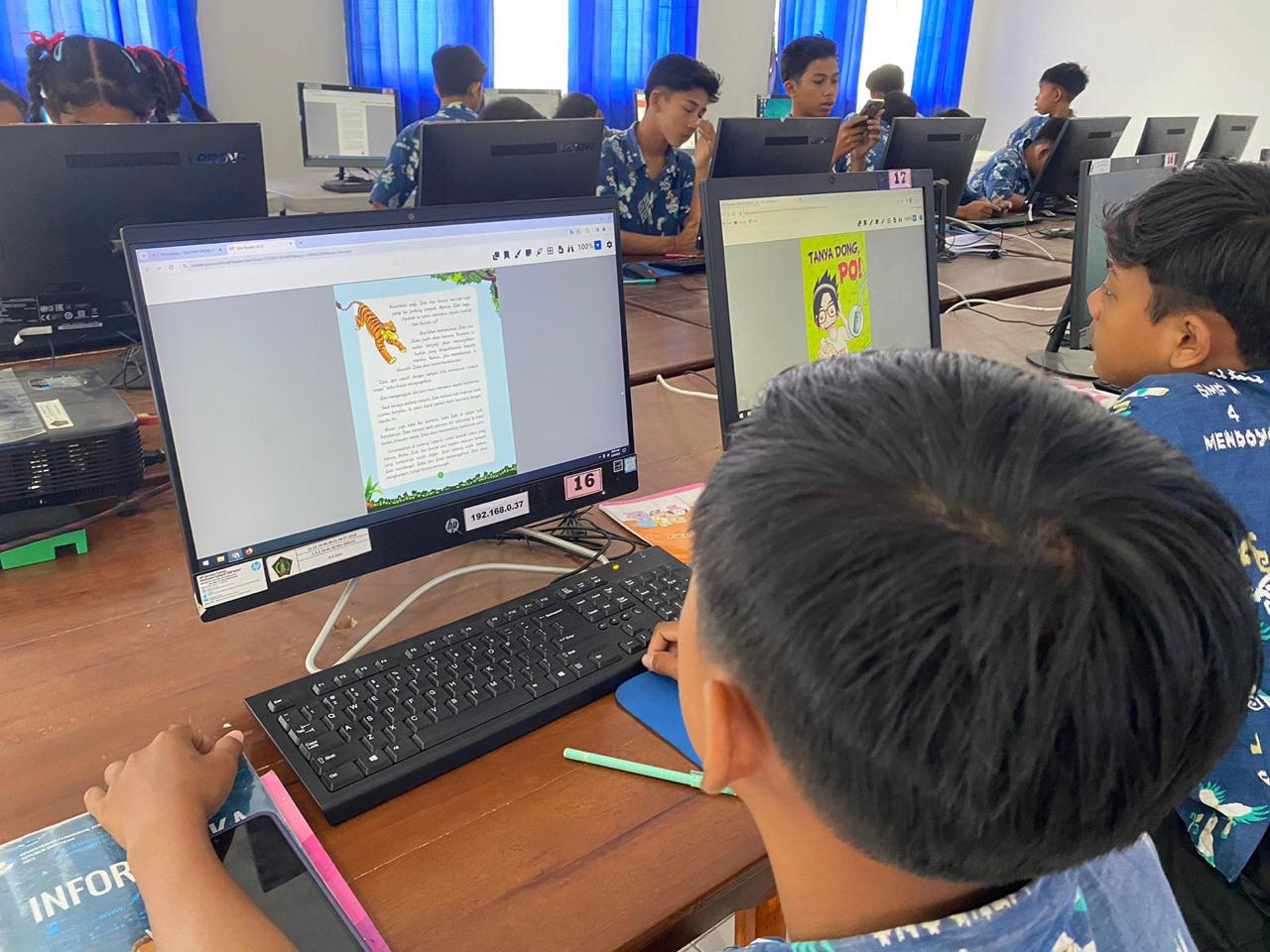 Perpustakaan SMP Negeri 4 Mendoyo