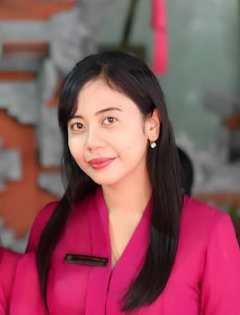 Komang Ayu Nadya Suhita Lestari, S.Pd